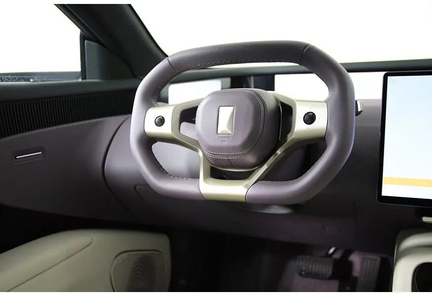 Avatr 12 AT 4WD (578 л.с.) Dual Motor Dynamic Pro Серый в АВИЛОН. Слайд №9