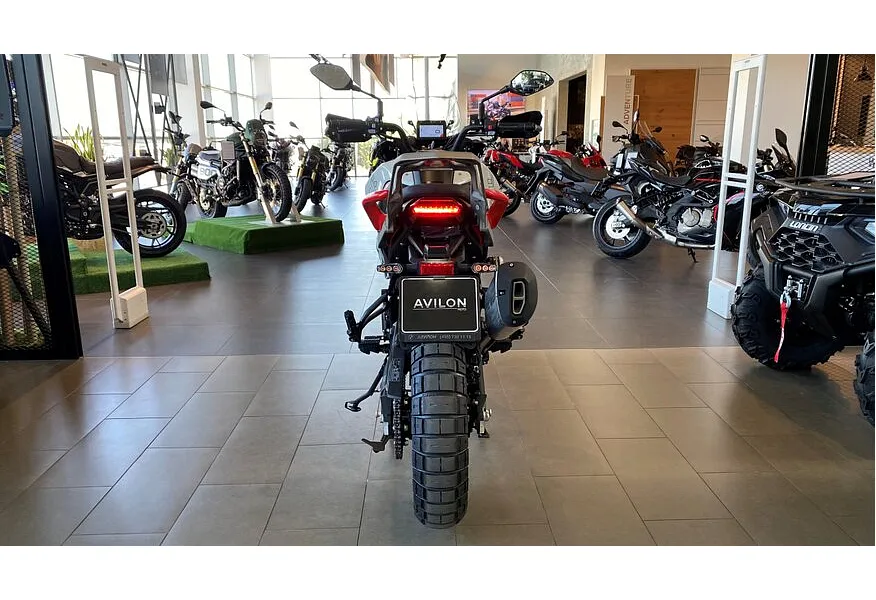 АВИЛОН - Benelli TRK 702 X 698 см³ (70 л.с.) (70) 698 Серый - slide 5