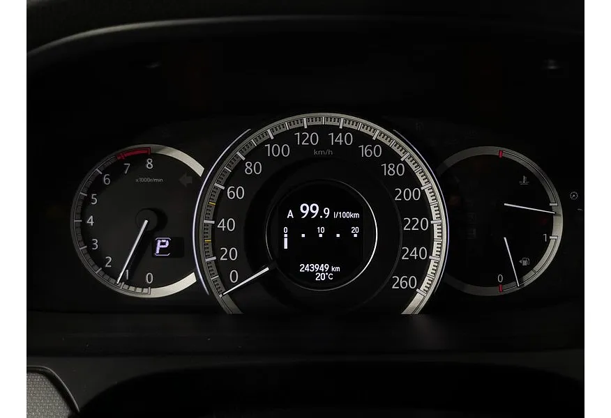 Honda Accord 2.4 AT (180 л.с.) Белый в АВИЛОН. Слайд №18