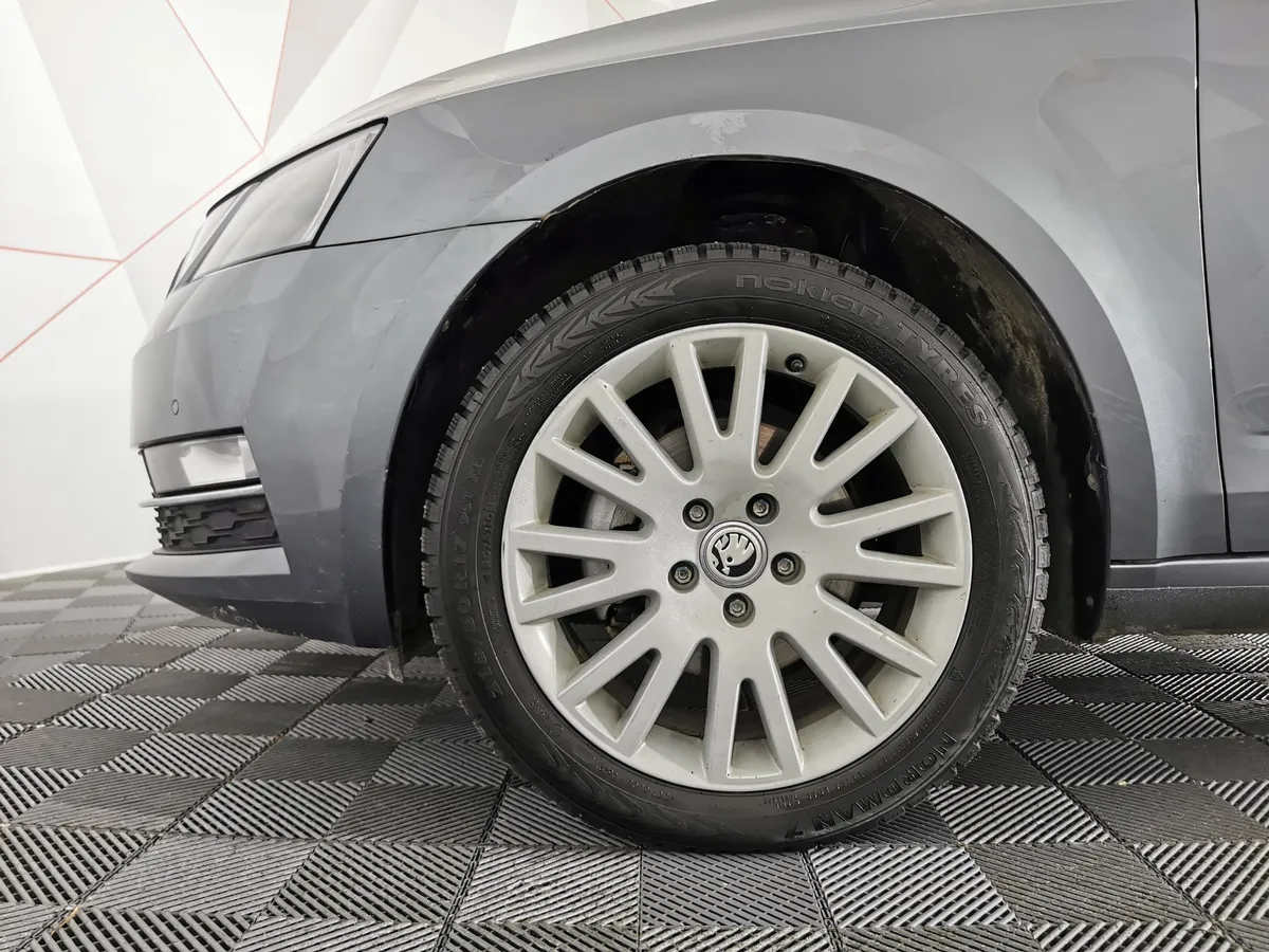 Skoda Octavia 1.4 TSI DSG (150 л.с.) Ambition Серый в АВИЛОН. Слайд №9