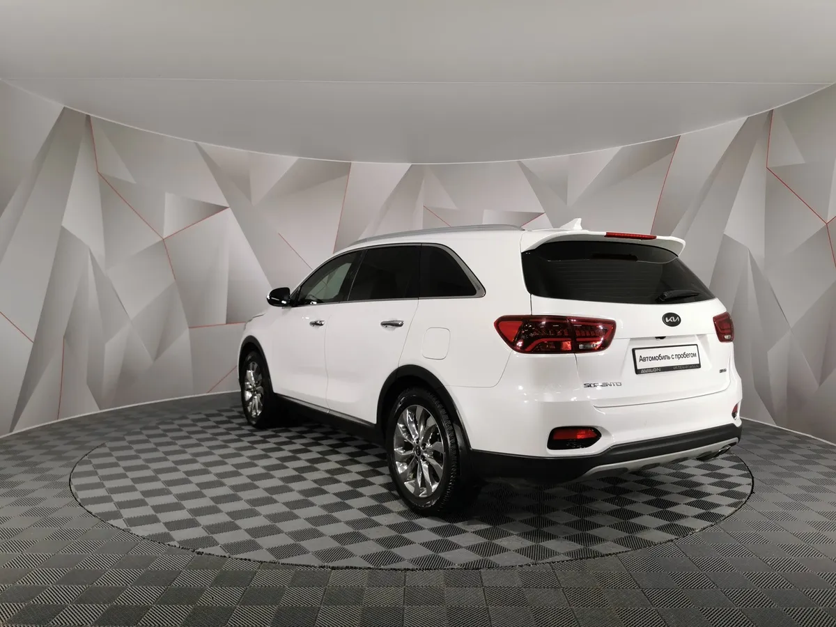 Kia Sorento 2.2 D AT AWD (5 мест) (200 л.с.) Prestige Белый в АВИЛОН. Слайд №4