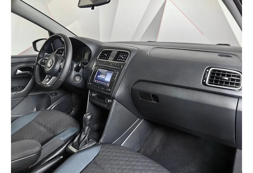 Volkswagen Polo 1.6 MPI AT (110 л.с.) Status Синий в АВИЛОН. Слайд №13