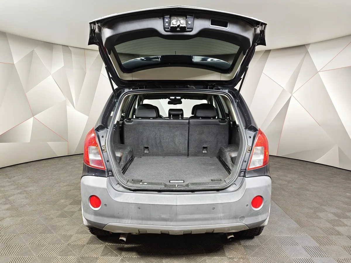 Opel Antara 3.0 V6 AT AWD (249 л.с.) Черный в АВИЛОН. Слайд №11