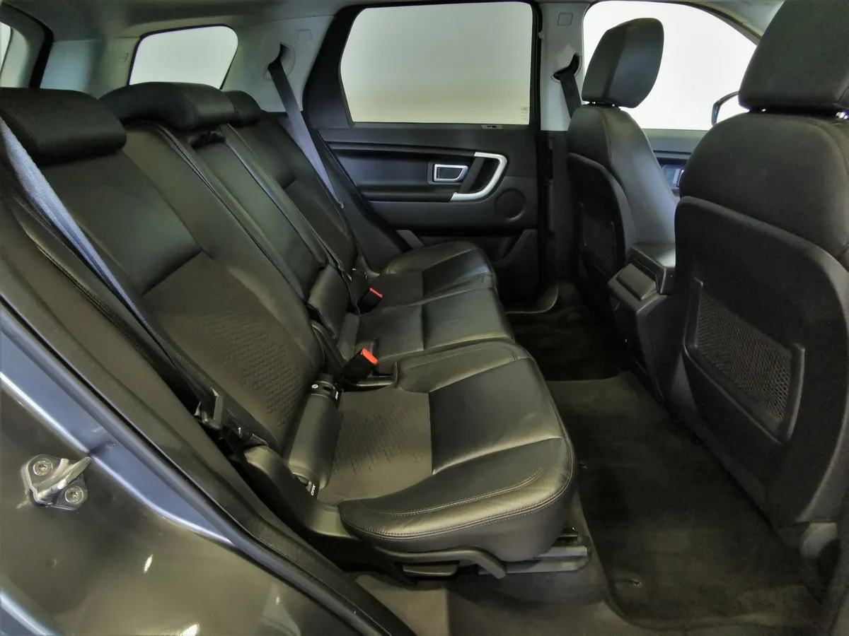 Land Rover Discovery Sport 2.0 Si4 AT 4WD (240 л.с.) SE Серый в АВИЛОН. Слайд №15