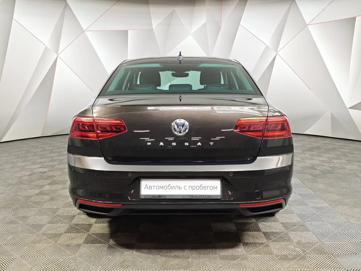 Volkswagen Passat 1.4 TSI DSG (150 л.с.) Business Коричневый в АВИЛОН. Слайд №8