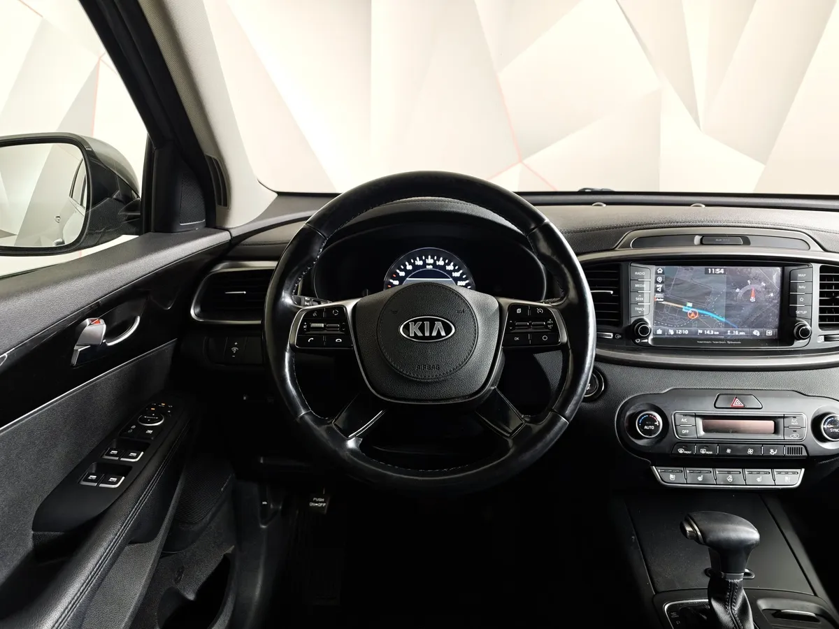 Kia Sorento 2.4 GDI AT AWD (188 л.с.) Prestige Серый в АВИЛОН. Слайд №19