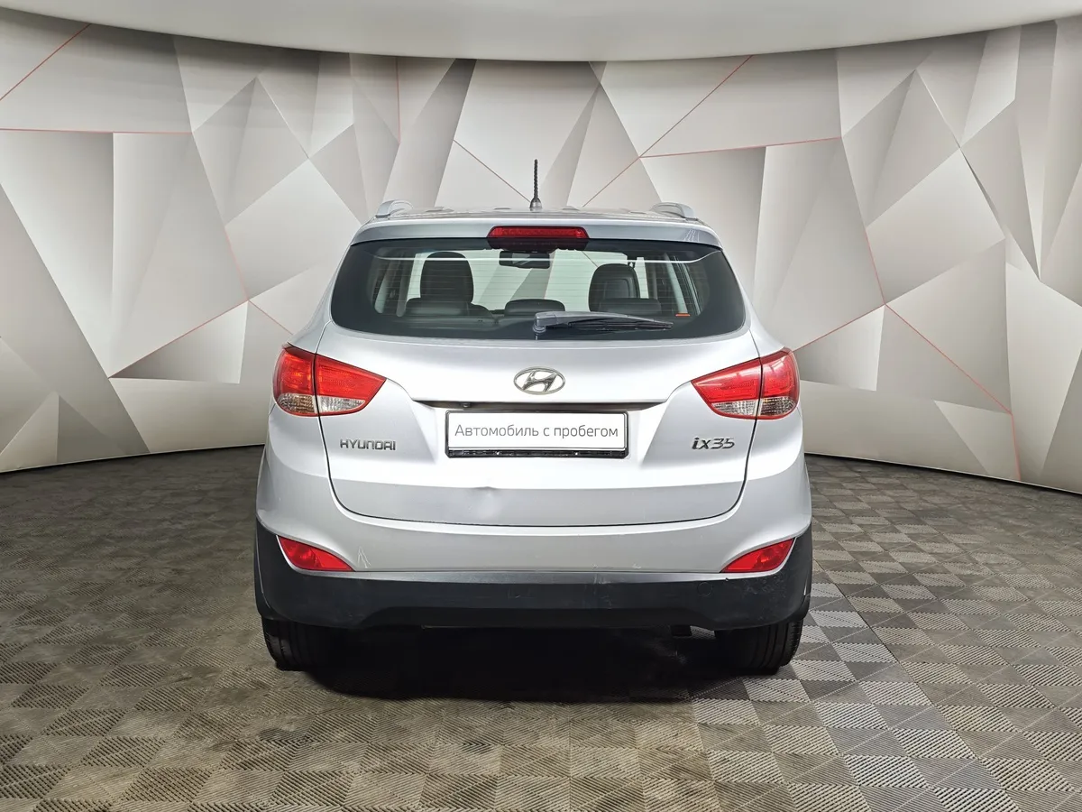 Hyundai ix35 2.0 AT (150 л.с.) Comfort Серебристый в АВИЛОН. Слайд №8