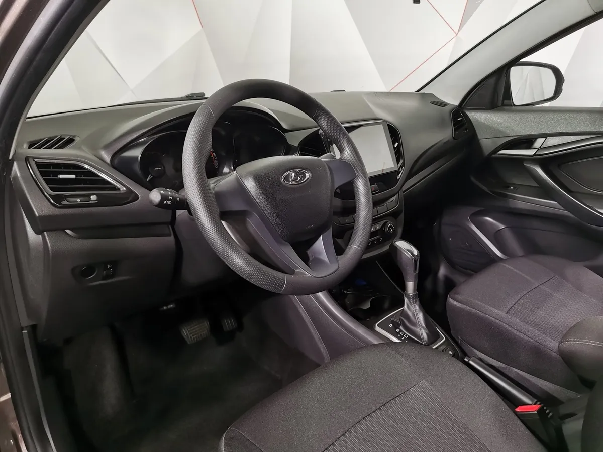 ВАЗ (Lada) Vesta 1.6 CVT (113 л.с.) Luxe Multimedia Коричневый в АВИЛОН. Слайд №17