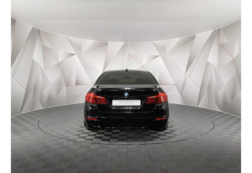 BMW 5 серия 520i AT (184 л.с.) Черный в АВИЛОН. Слайд №4