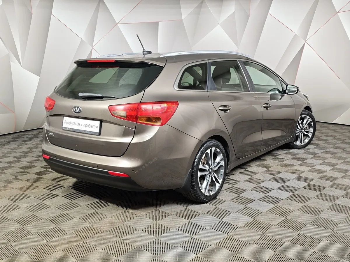 Kia Ceed 1.6 AT (130 л.с.) Classic Коричневый в АВИЛОН. Слайд №2