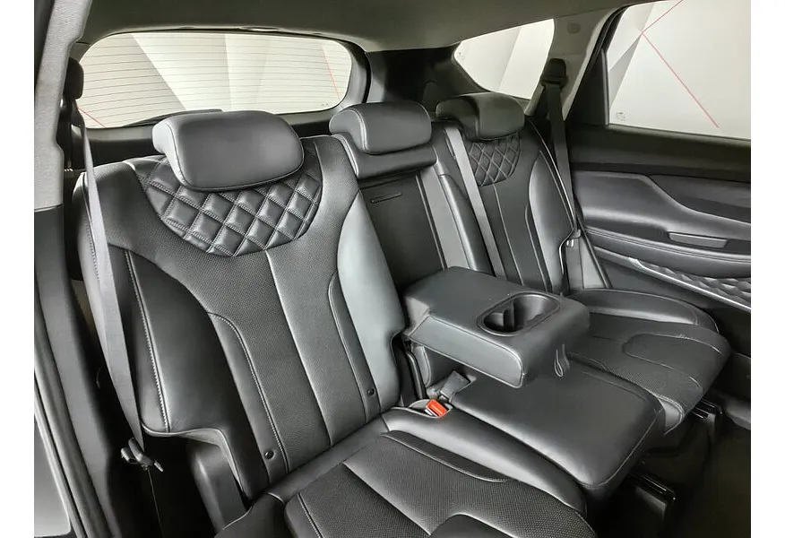 Hyundai Santa Fe 2.2 CRDi AWD 8AT (200 л.с.) Lifestyle Черный в АВИЛОН. Слайд №16
