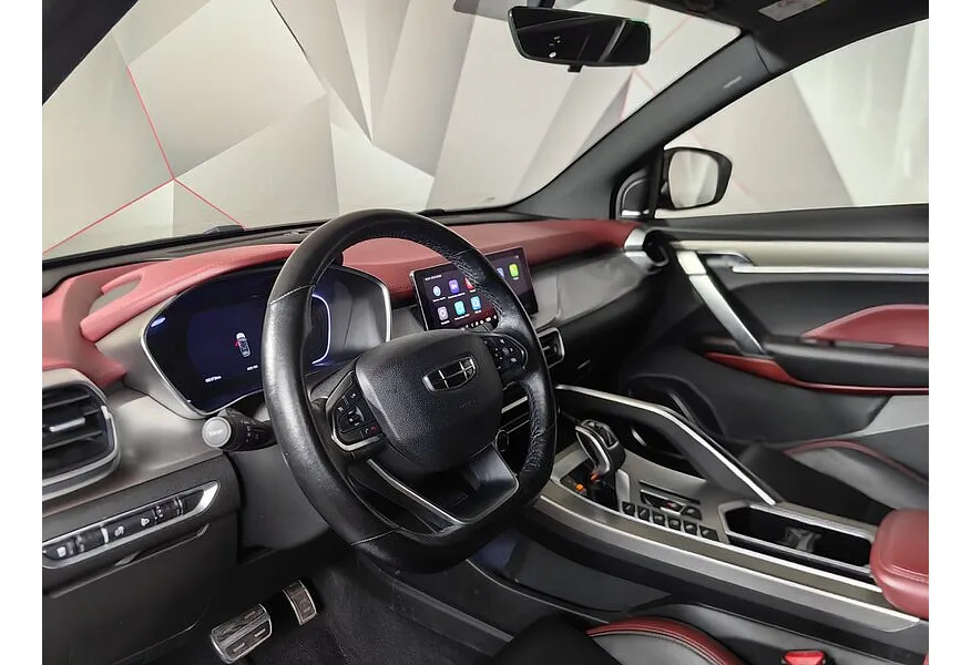 Geely Coolray 1.5T 7DCT 2WD (150 л.с.) Flagship Sport Красный в АВИЛОН. Слайд №19