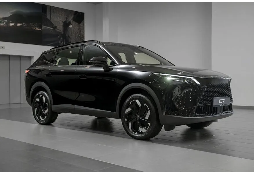 OMODA C7 1.6 DCT 4WD (150 л.с.) Стиль Черный в АВИЛОН. Слайд №2