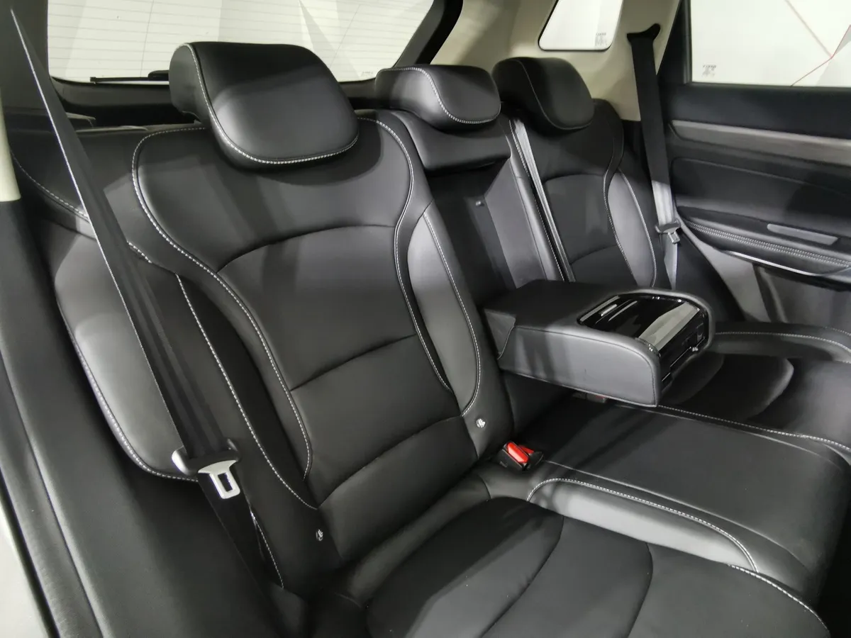 Geely Atlas Pro 1.5T 7DCT AWD (177 л.с.) Luxury Серый в АВИЛОН. Слайд №16