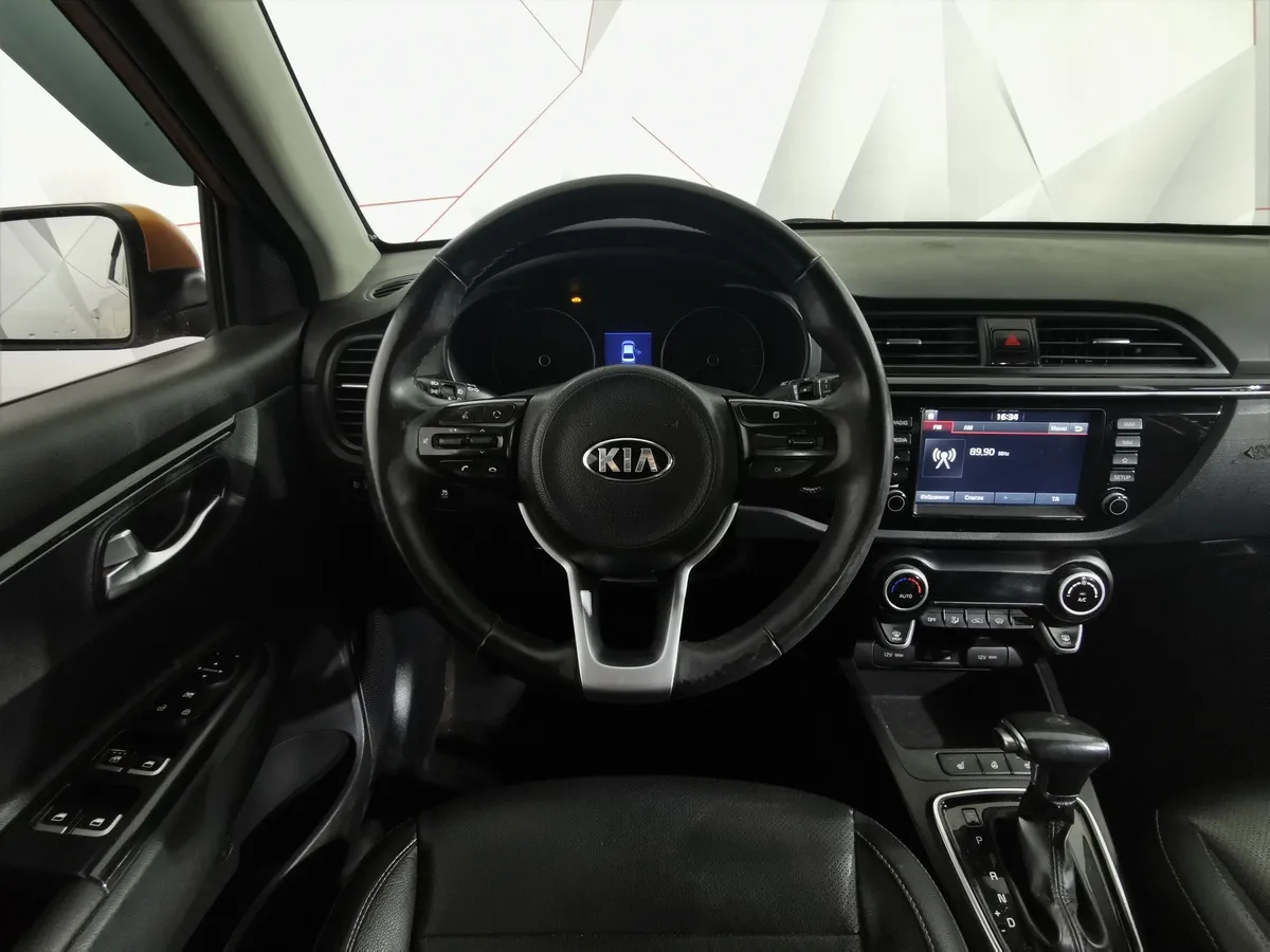 Kia Rio 1.6 AT (123 л.с.) Оранжевый в АВИЛОН. Слайд №19