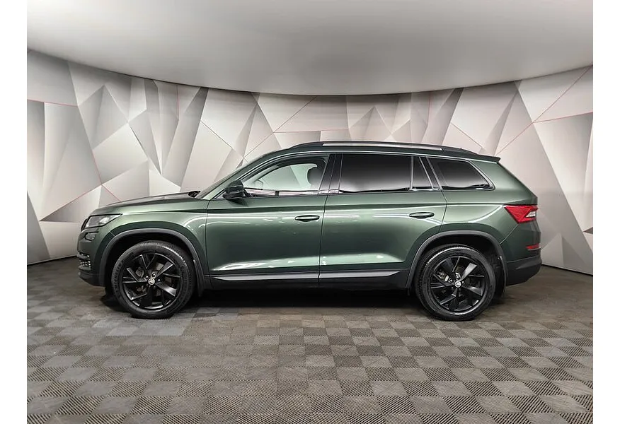 АВИЛОН - Skoda Kodiaq 1.4 TSI DSG 4X4 (150 л.с.) Зеленый - slide 2