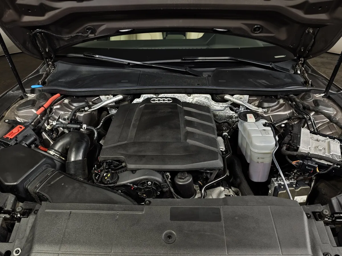 Audi A7 45 TFSI quattro S tronic (245 л.с.) Коричневый в АВИЛОН. Слайд №10