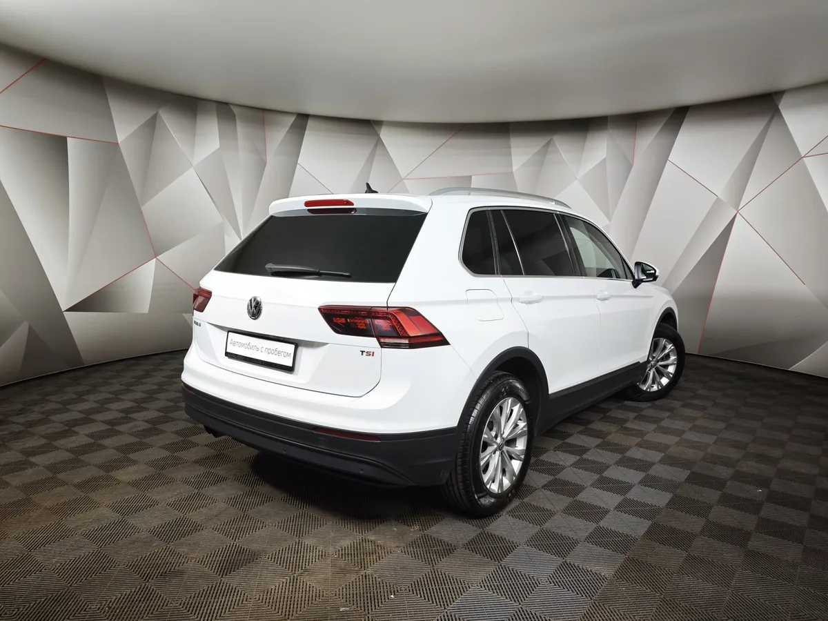 Volkswagen Tiguan 1.4 TSI BlueMotion DSG (150 л.с.) Comfortline Белый в АВИЛОН. Слайд №2