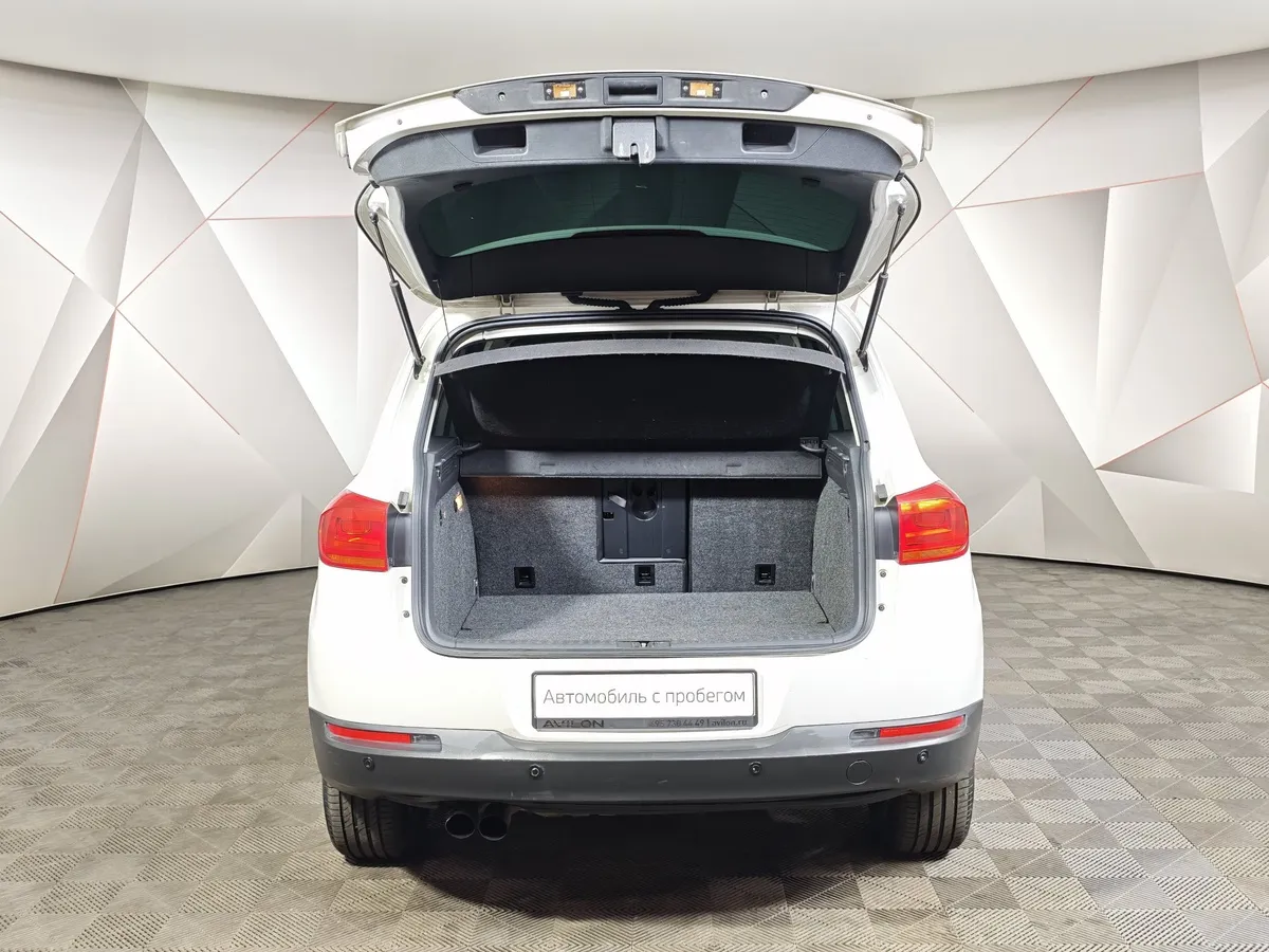 Volkswagen Tiguan 2.0 TDI 4Motion AT (140 л.с.) Track & Style Белый в АВИЛОН. Слайд №12