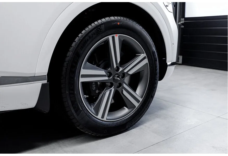 Genesis GV80 Coupe 2.5 T-GDI 8AT 4WD (249 л.с.) Белый в АВИЛОН. Слайд №9 Genesis GV80 Coupe 2.5 T-GDI 8AT 4WD (249 л.с.) Белый в АВИЛОН. Слайд №9