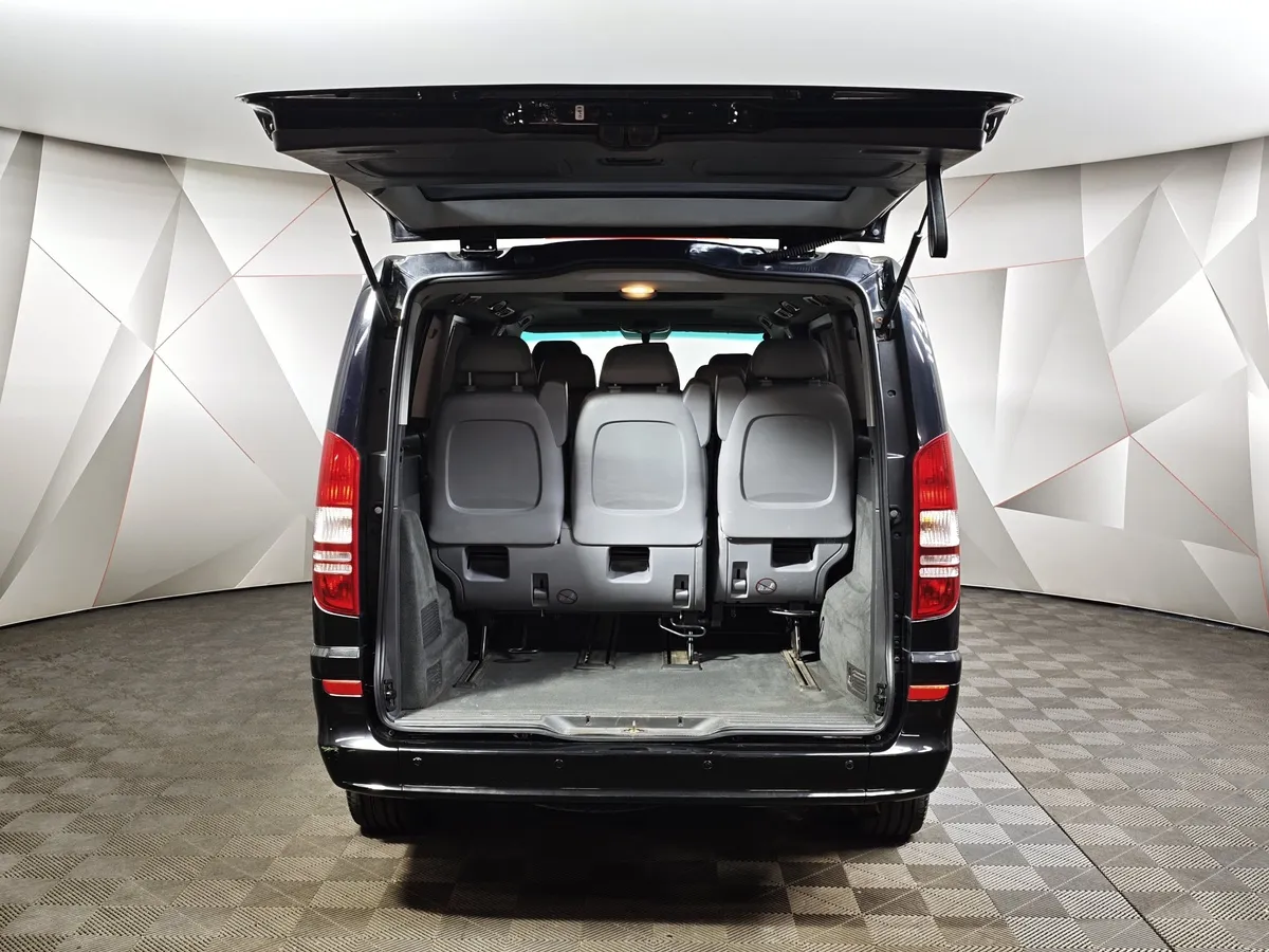 Mercedes-Benz Viano 2.2 CDi TouchShift 4MATIC удлиненный (163 л.с.) Черный в АВИЛОН. Слайд №11