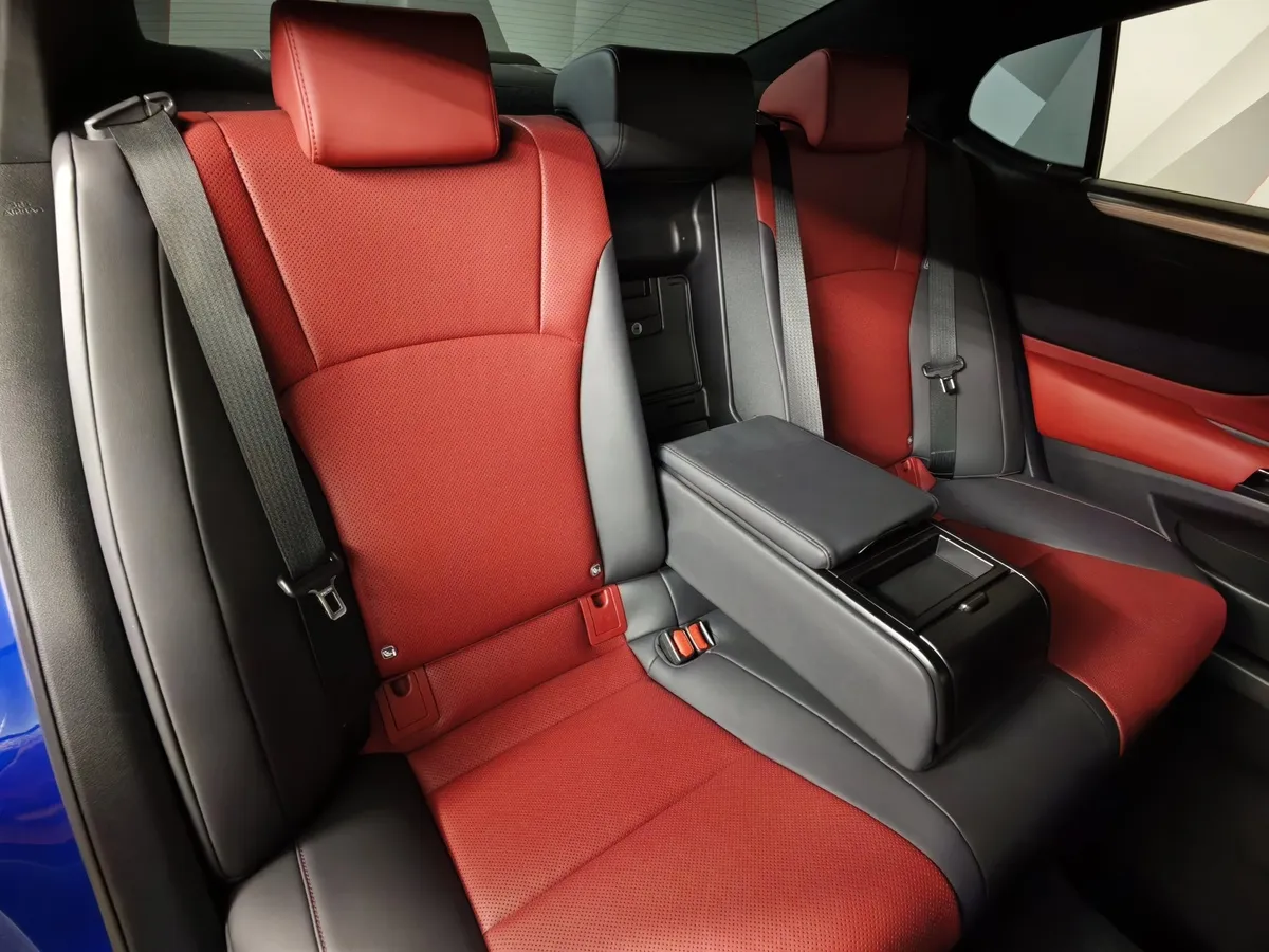 Lexus ES 250 2.5 AT (200 л.с.) Luxury Синий в АВИЛОН. Слайд №17