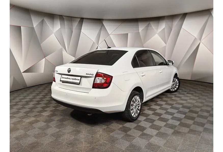 Skoda Rapid 1.6 AT (110 л.с.) Active Белый в АВИЛОН. Слайд №2