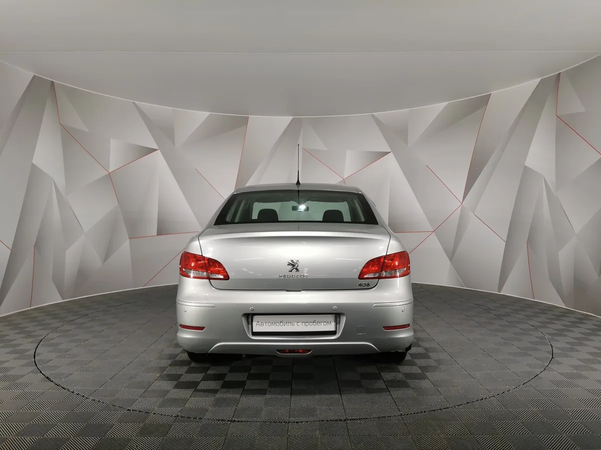 Peugeot 408 1.6 VTi AT (120 л.с.) Серебристый в АВИЛОН. Слайд №8