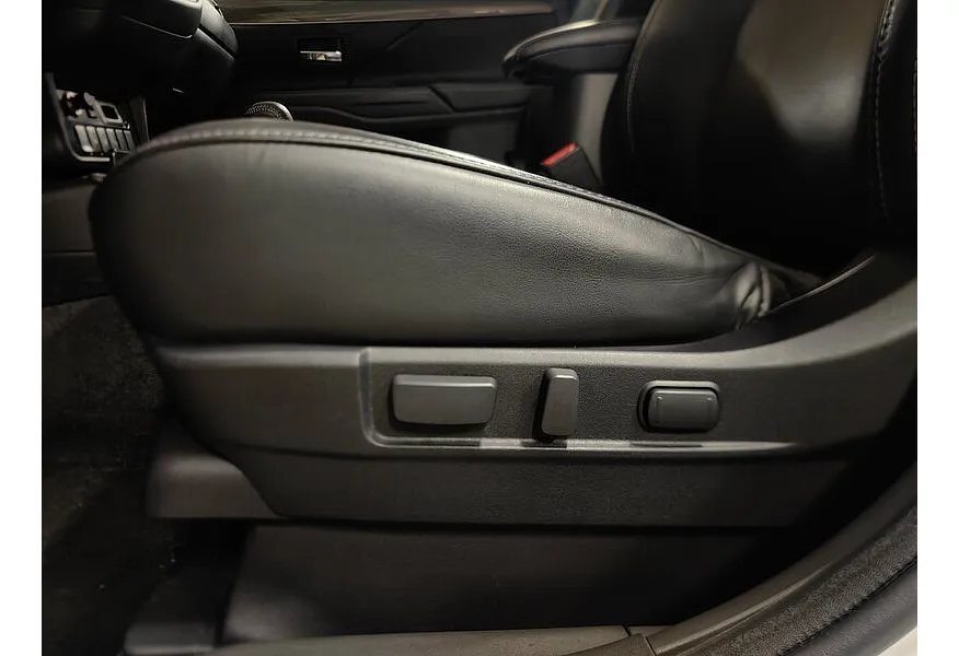 LIVE. Слайд №21