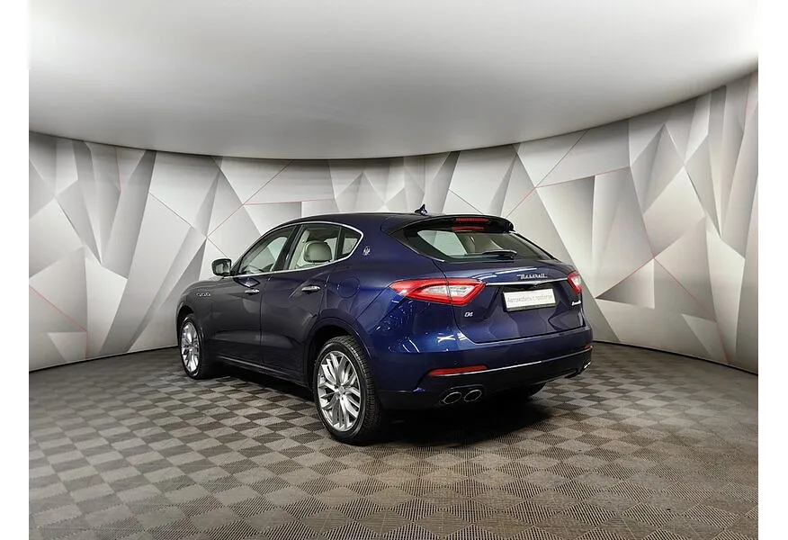 Maserati Levante Diesel 3.0 V6 AT (275 л.с.) Essence Синий в АВИЛОН. Слайд №4