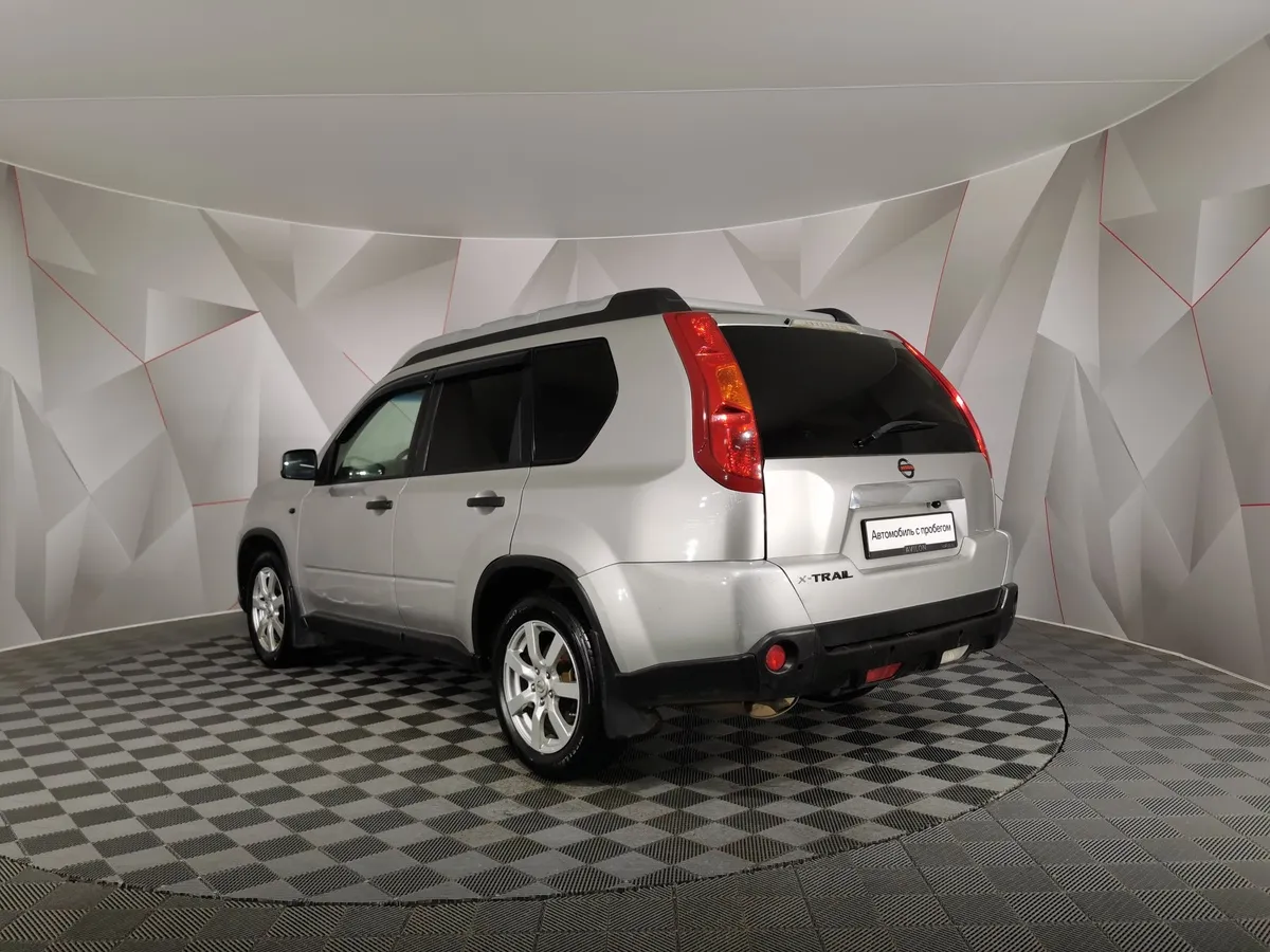 Nissan X-Trail 2.0 CVT AWD (141 л.с.) Серебристый в АВИЛОН. Слайд №4