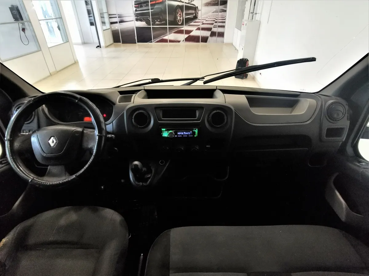 Renault Master 2.3 MT FWD (125 л.с.) Белый в АВИЛОН. Слайд №11