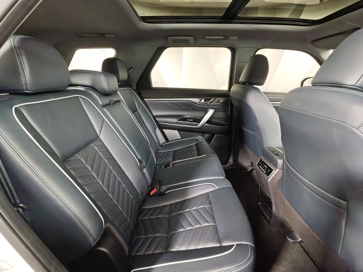 Changan CS95 2.0 AT 4WD (226 л.с.) Tech Белый в АВИЛОН. Слайд №15
