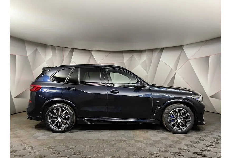BMW X5 xDrive30d Steptronic (249 л.с.) M Sport Plus Черный в АВИЛОН. Слайд №6
