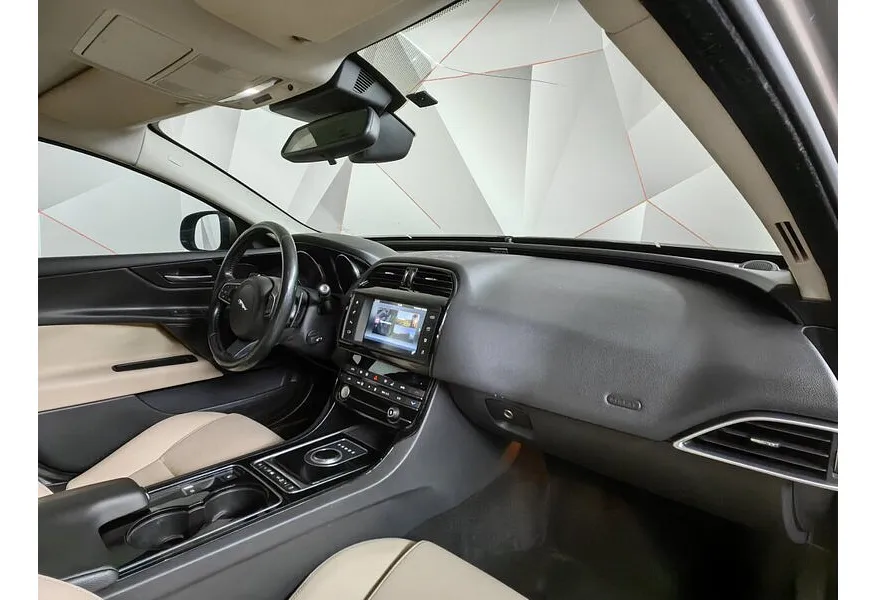 АВИЛОН - Jaguar XE 2.0 D AT AWD (180 л.с.) Prestige Коричневый - slide 15