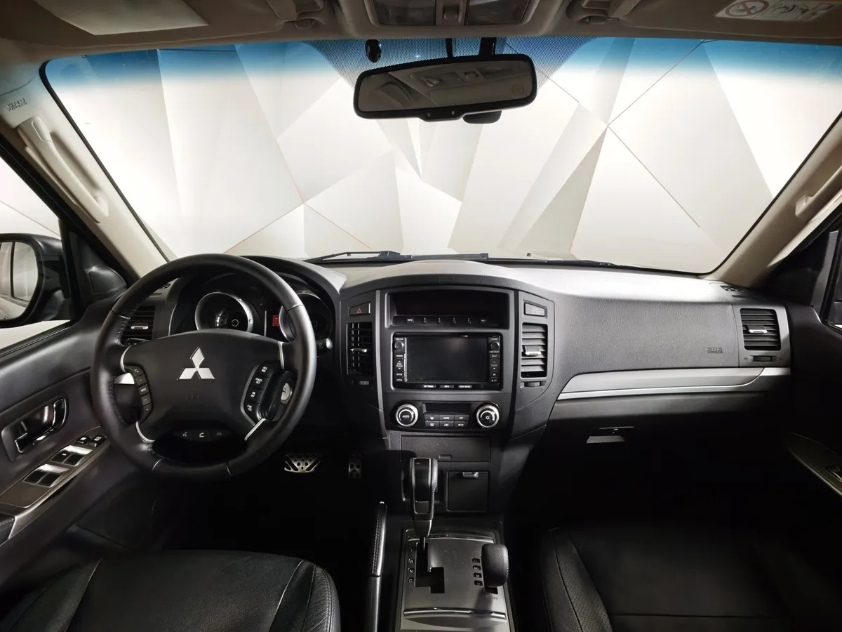 Mitsubishi Pajero 3.0 AT AWD (178 л.с.) Черный в АВИЛОН. Слайд №14