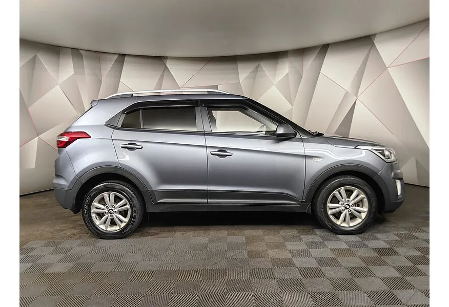 Hyundai Creta 2.0 AT AWD (149 л.с.) Travel Серый в АВИЛОН. Слайд №4