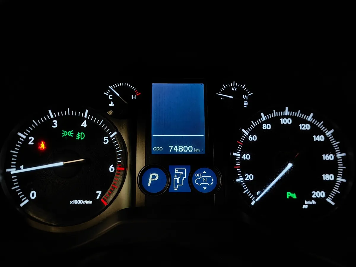 Lexus GX 460 AT AWD (5 мест) (296 л.с.) Черный в АВИЛОН. Слайд №18
