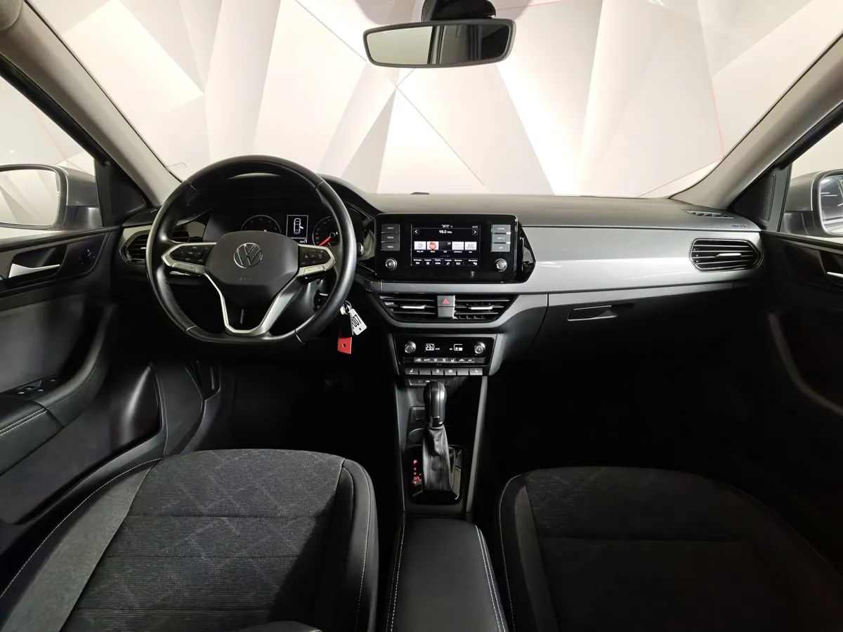 Volkswagen Polo 1.6 MPI AT (110 л.с.) Status Серебристый в АВИЛОН. Слайд №13