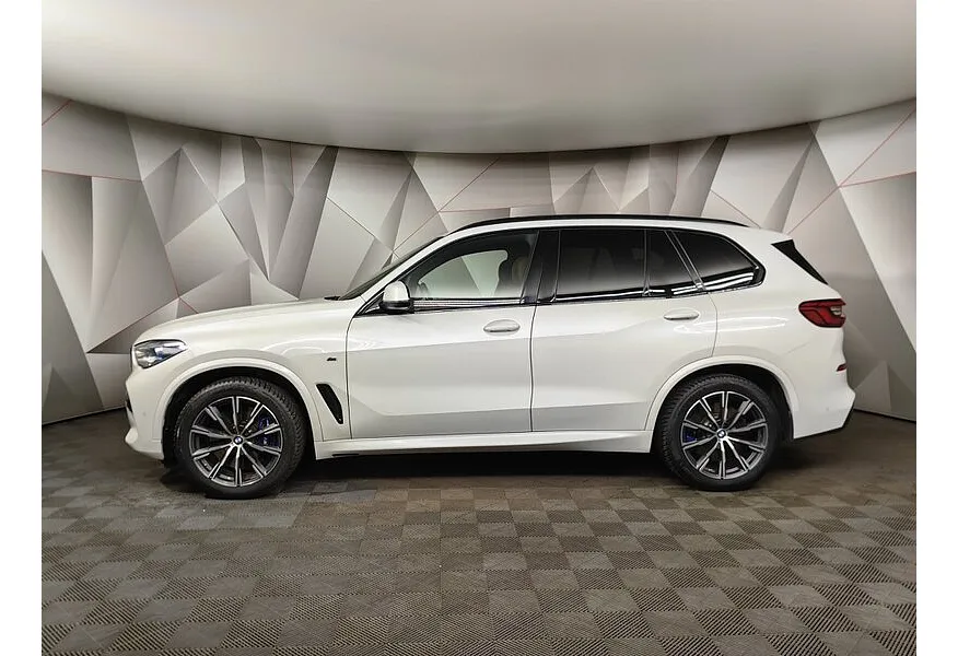 BMW X5 xDrive30d Steptronic (249 л.с.) M Sport Белый в АВИЛОН. Слайд №2