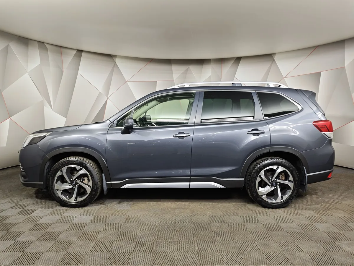 Subaru Forester 2.5 CTV AWD (185 л.с.) Sport Серый в АВИЛОН. Слайд №5