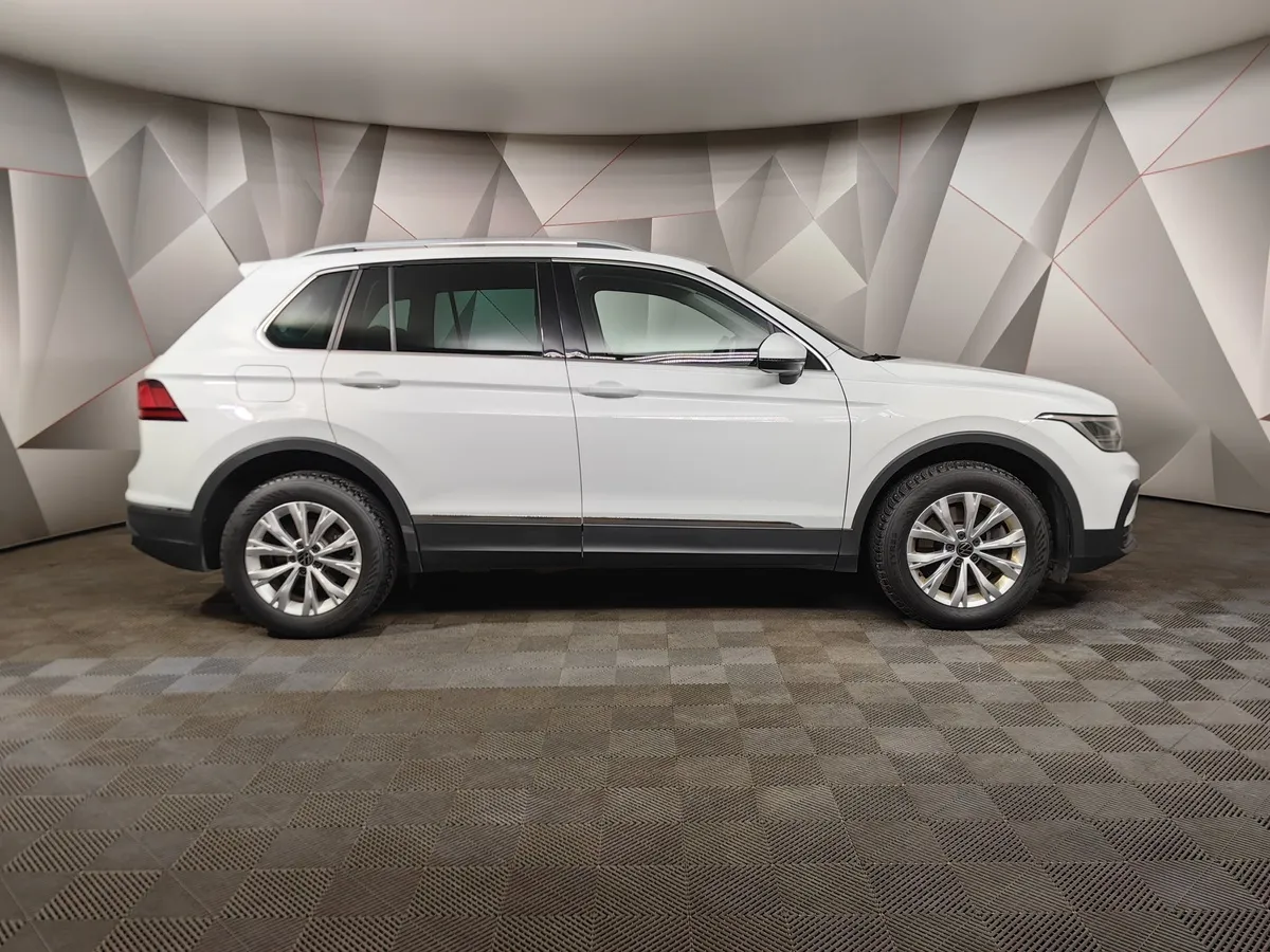 Volkswagen Tiguan 2.0 TSI 4Motion AT (180 л.с.) Status Белый в АВИЛОН. Слайд №6