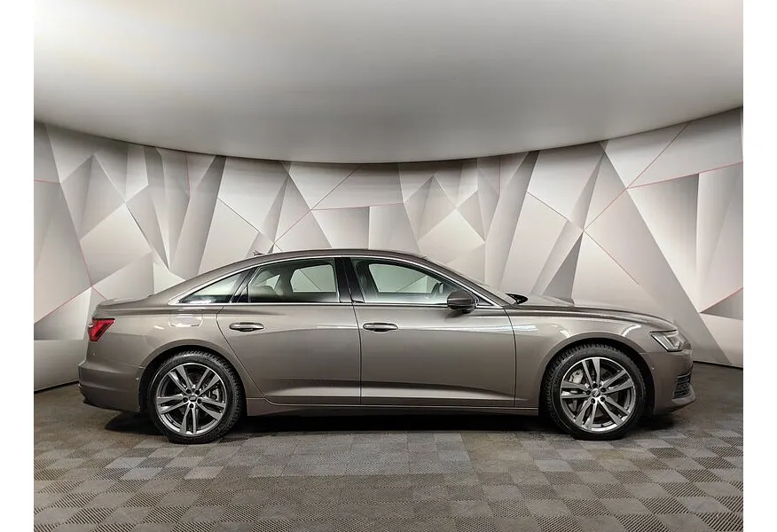 Audi A6 55 TFSI S tronic quattro (340 л.с.) Design Коричневый в АВИЛОН. Слайд №6