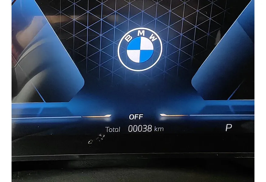 BMW X3 xDrive30L AT (258 л.с.) Белый в АВИЛОН. Слайд №12 BMW X3 xDrive30L AT (258 л.с.) Белый в АВИЛОН. Слайд №12