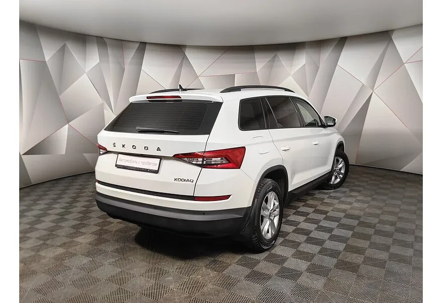 Skoda Kodiaq 1.4 TSI DSG (150 л.с.) Белый в АВИЛОН. Слайд №2