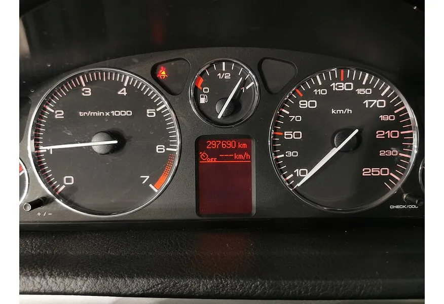 Peugeot 407 2.0 AT (136 л.с.) Серый в АВИЛОН. Слайд №15