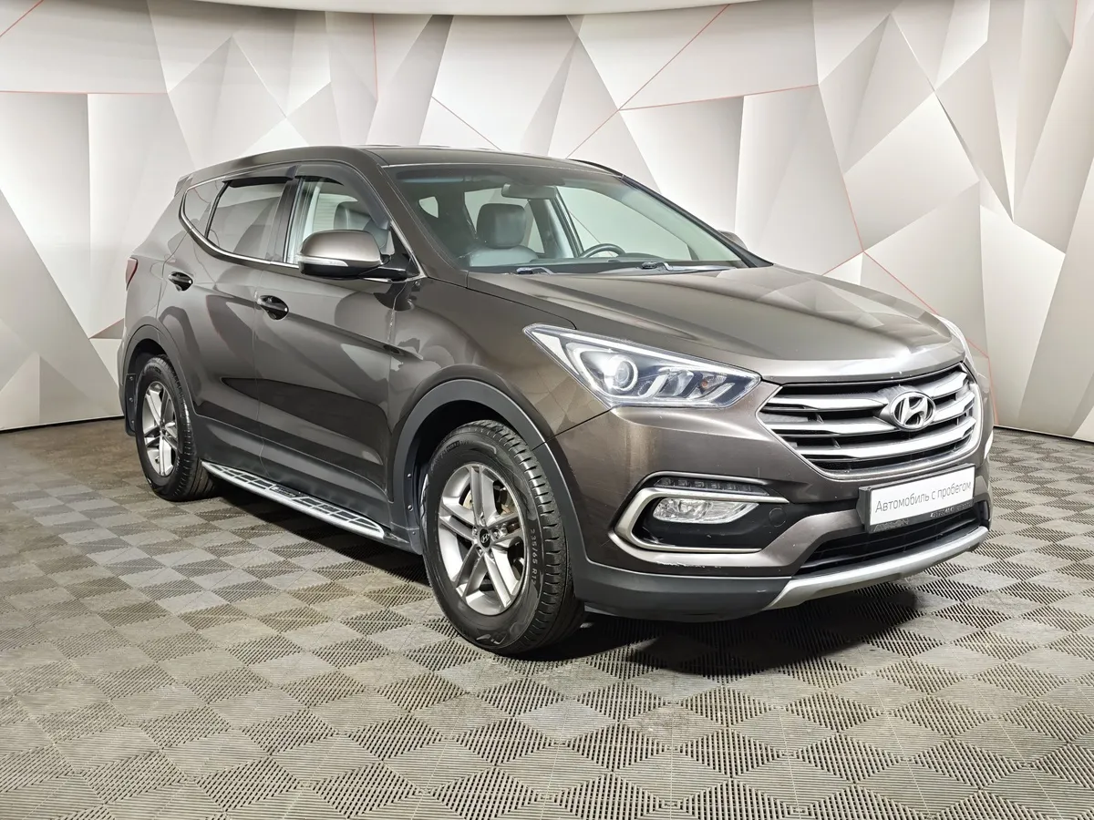 Hyundai Santa Fe 2.4 AT 4WD (175 л.с.) Comfort Коричневый в АВИЛОН. Слайд №3