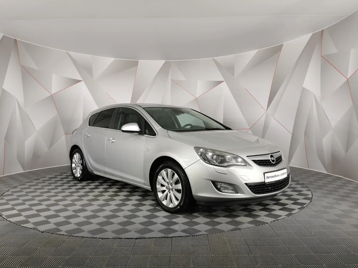 Opel Astra 1.6 AT (115 л.с.) Серебристый в АВИЛОН. Слайд №3