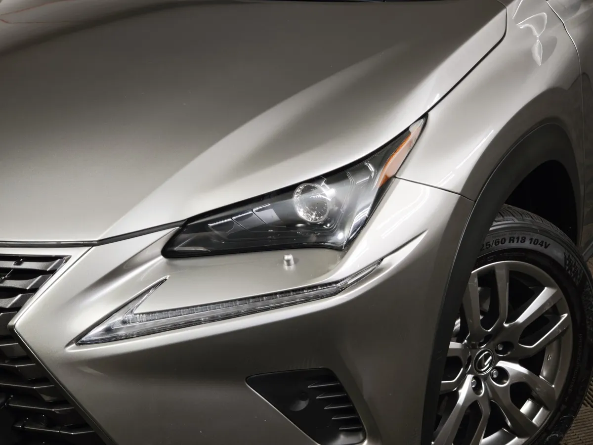 Lexus NX 300 AT AWD (238 л.с.) Серый в АВИЛОН. Слайд №10