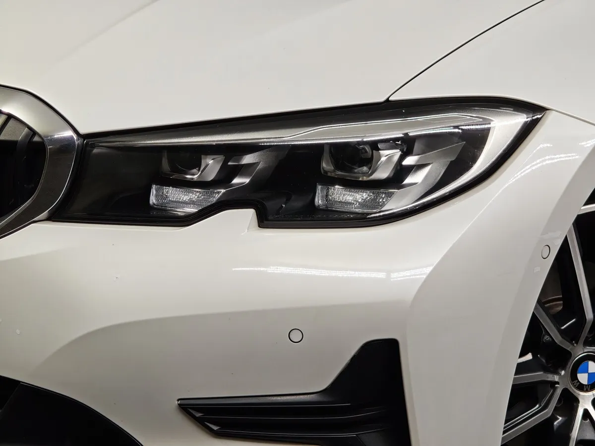 BMW 3 серия 318d Steptronic (150 л.с.) Sport Line Белый в АВИЛОН. Слайд №8